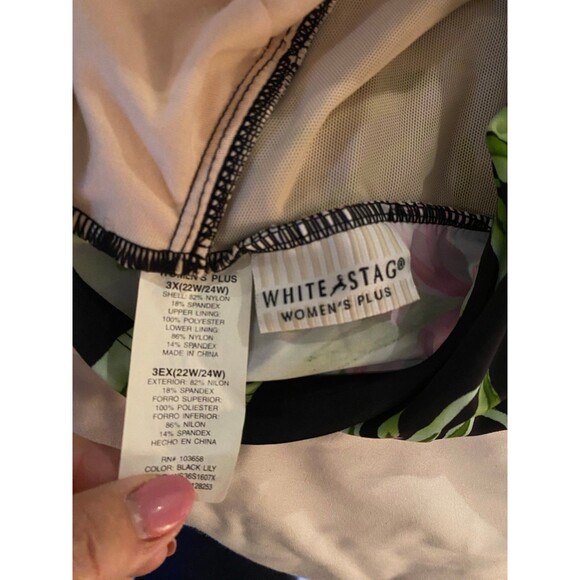 White Stag Halter Swimsuit Womens One Piece Size 3X 22W to 24W Pool Swimwear - Picture 8 of 10